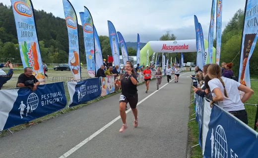 Bieg na 1 km cieszył się wielkim zainteresowaniem na Festiwalu Biegowym w Piwnicznej - 68